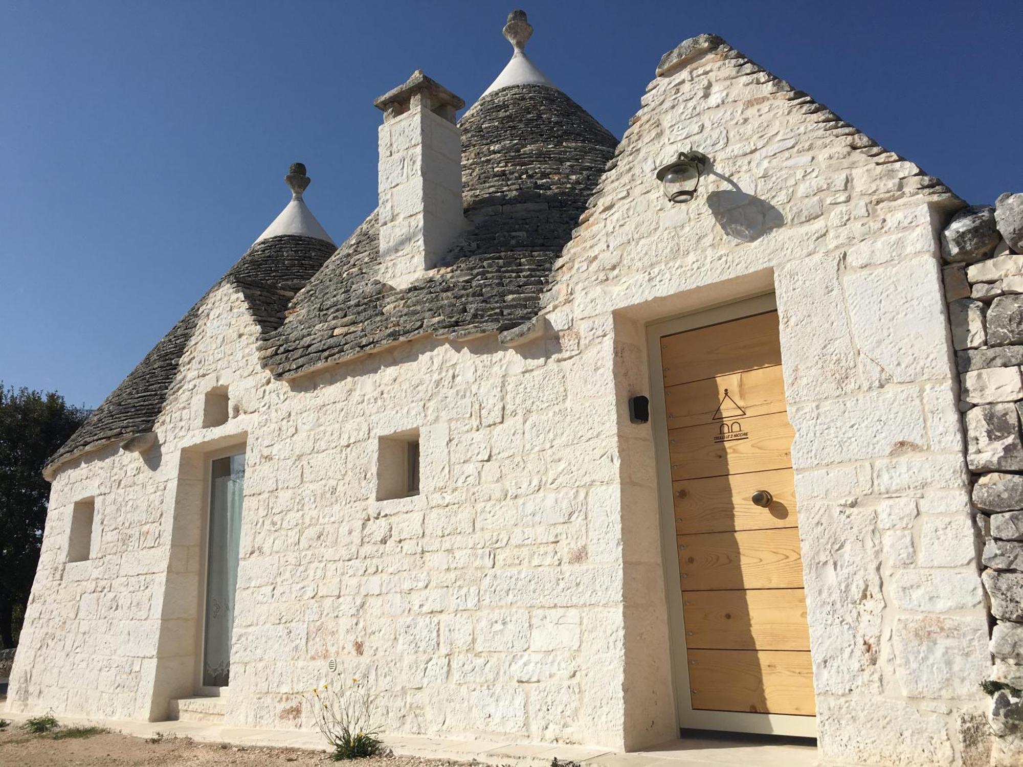 הוילה לוקורוטונדו Trulli Le 2 Nicchie מראה חיצוני תמונה